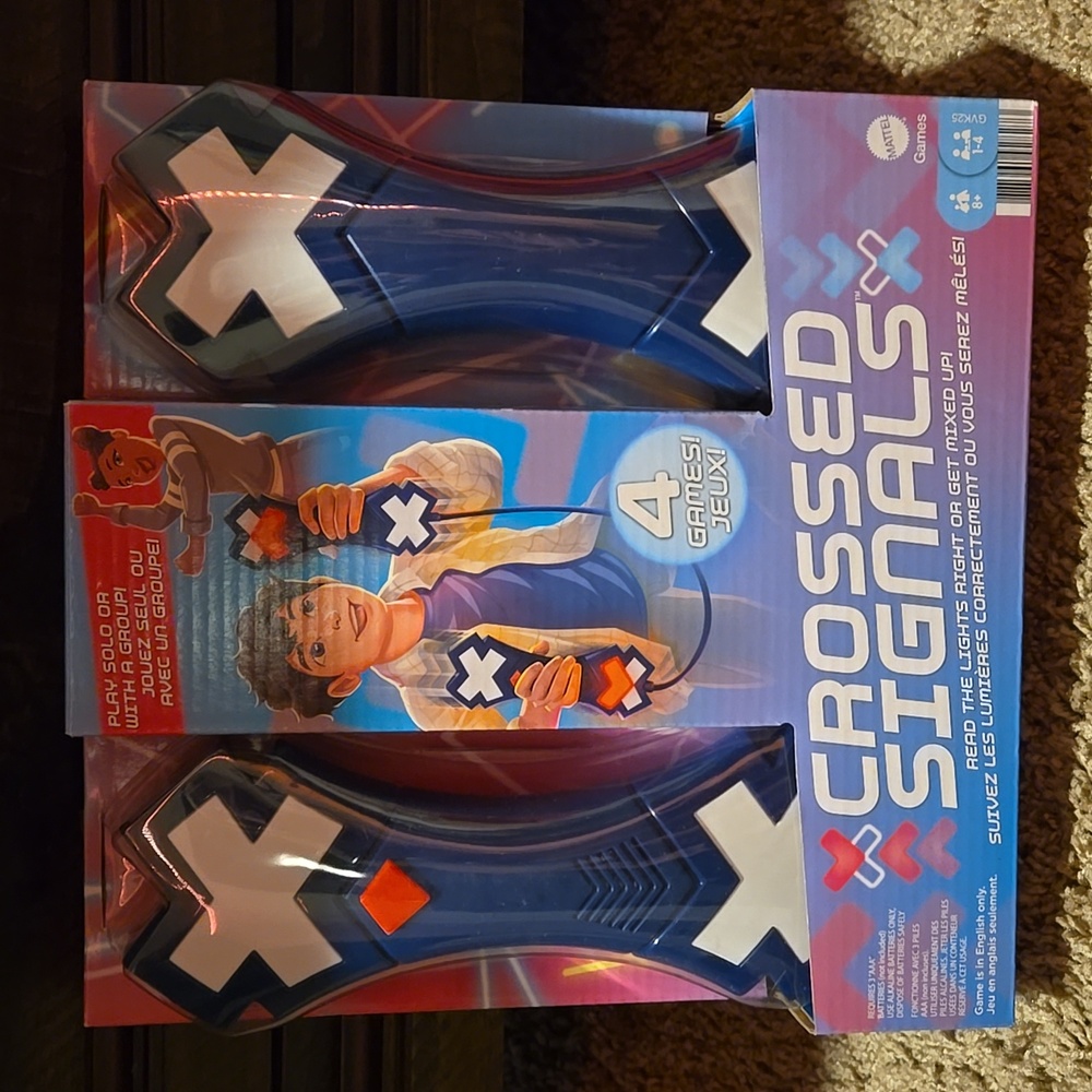 Crossed signals game. NEVER OPENED!